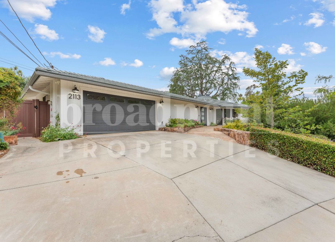 2113 Sleepy Hollow Road